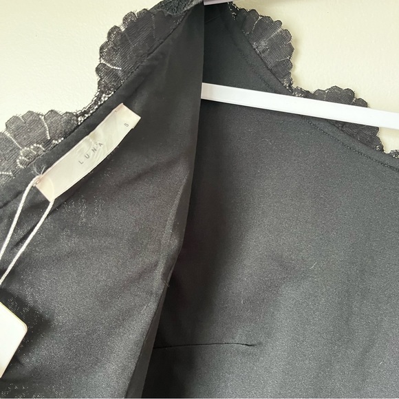NWT Luna Crop Lace Top Size Small - Picture 8 of 15